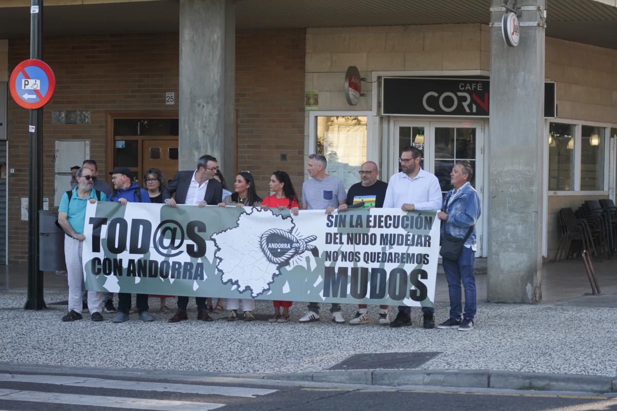 Concentración en la Aljafería
