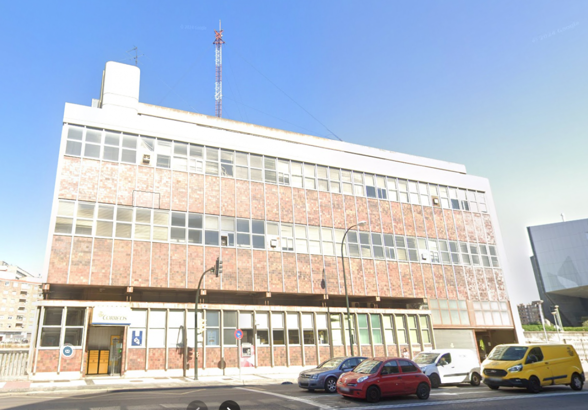 Edificio de Correos en el "El Portillo"