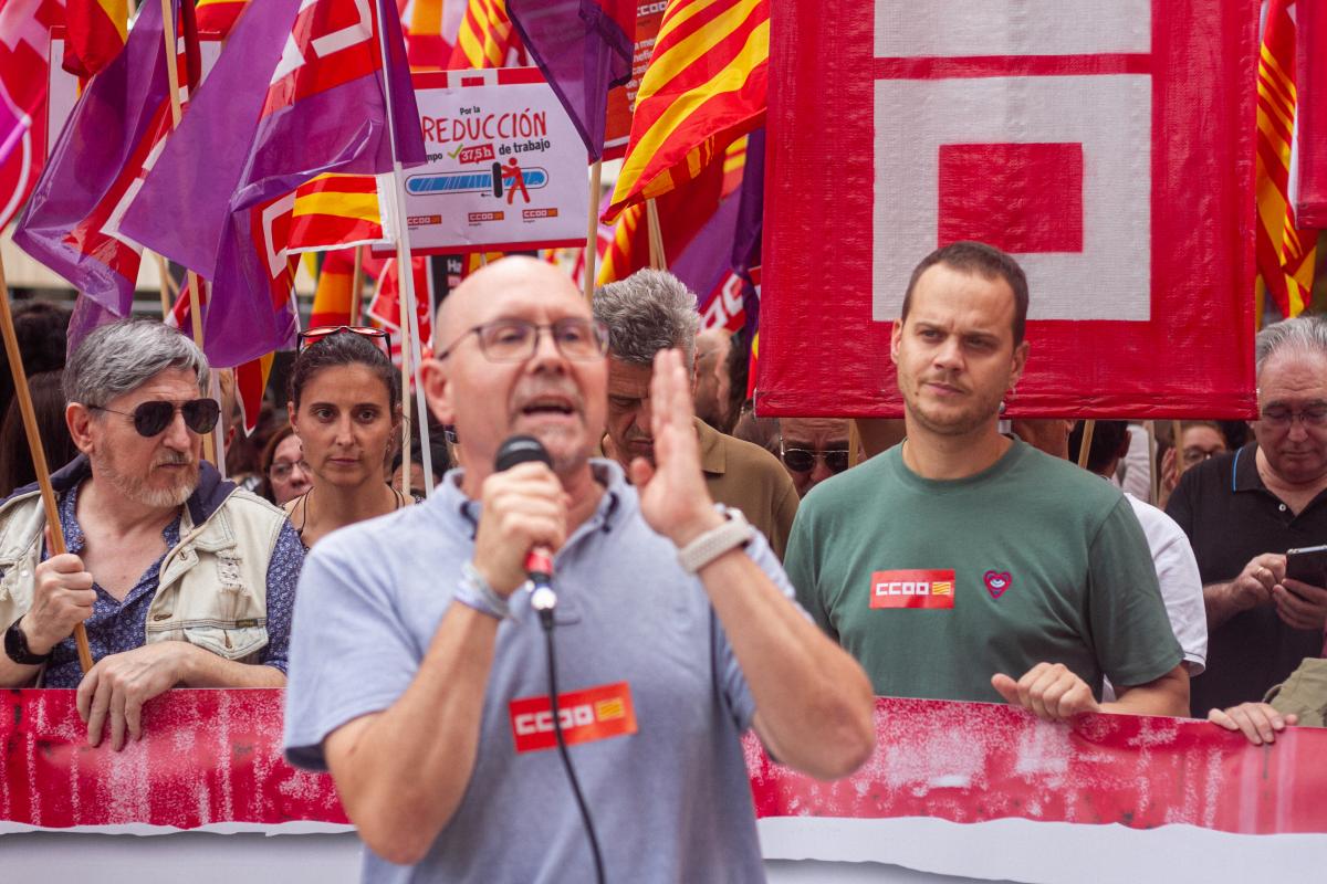 Concentracin frente a la CEOE de Zaragoza